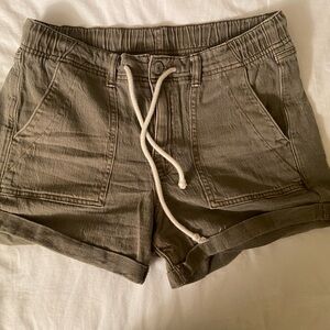 American Eagle stretch shorts